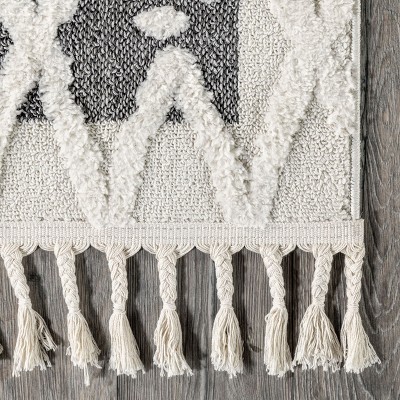 Geometric White and Gray Braided Rectangular Area Rug