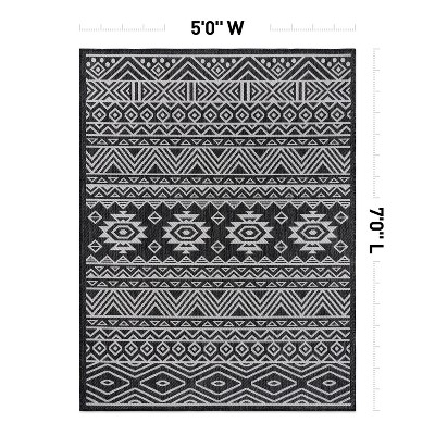 Contemporary Geometric Black Synthetic 5' x 7' Flatwoven Rug
