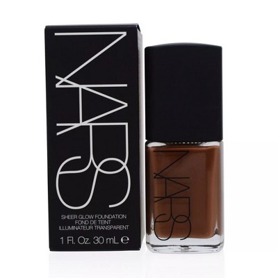 Nars Women Natural-Looking Hydrated Smoother Sheer Glow Foundation