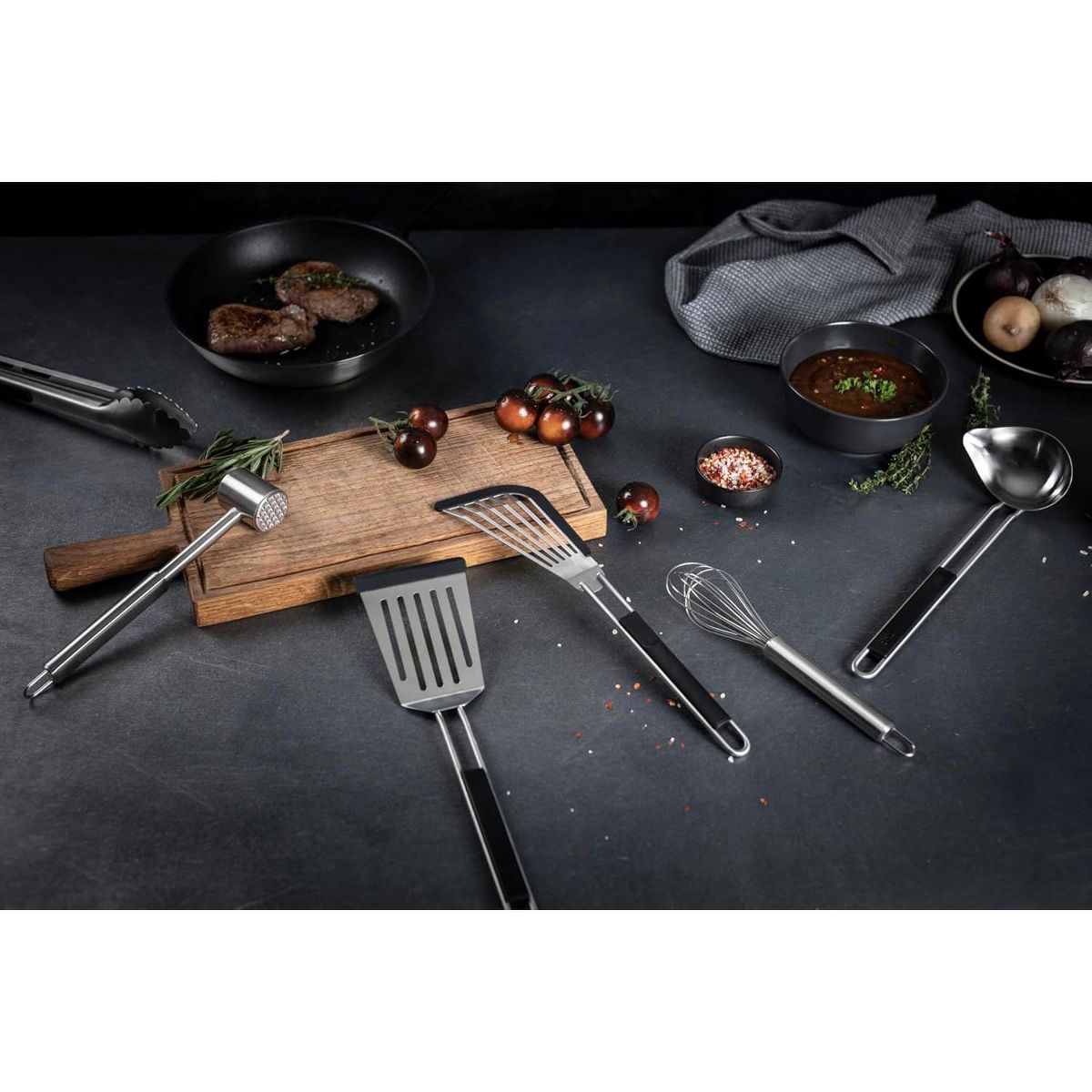 Kuhn Rikon Essential Meat Tenderizer, Dual-Sided Stainless Steel Head - thumbnail 4