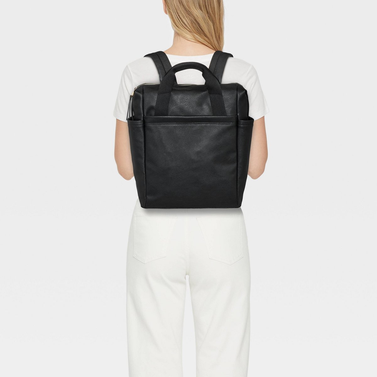 Рюкзаки Universal Thread Square Convertible Backpack - Universal Thread™ Black: Shell, Twill Construction — фото 2