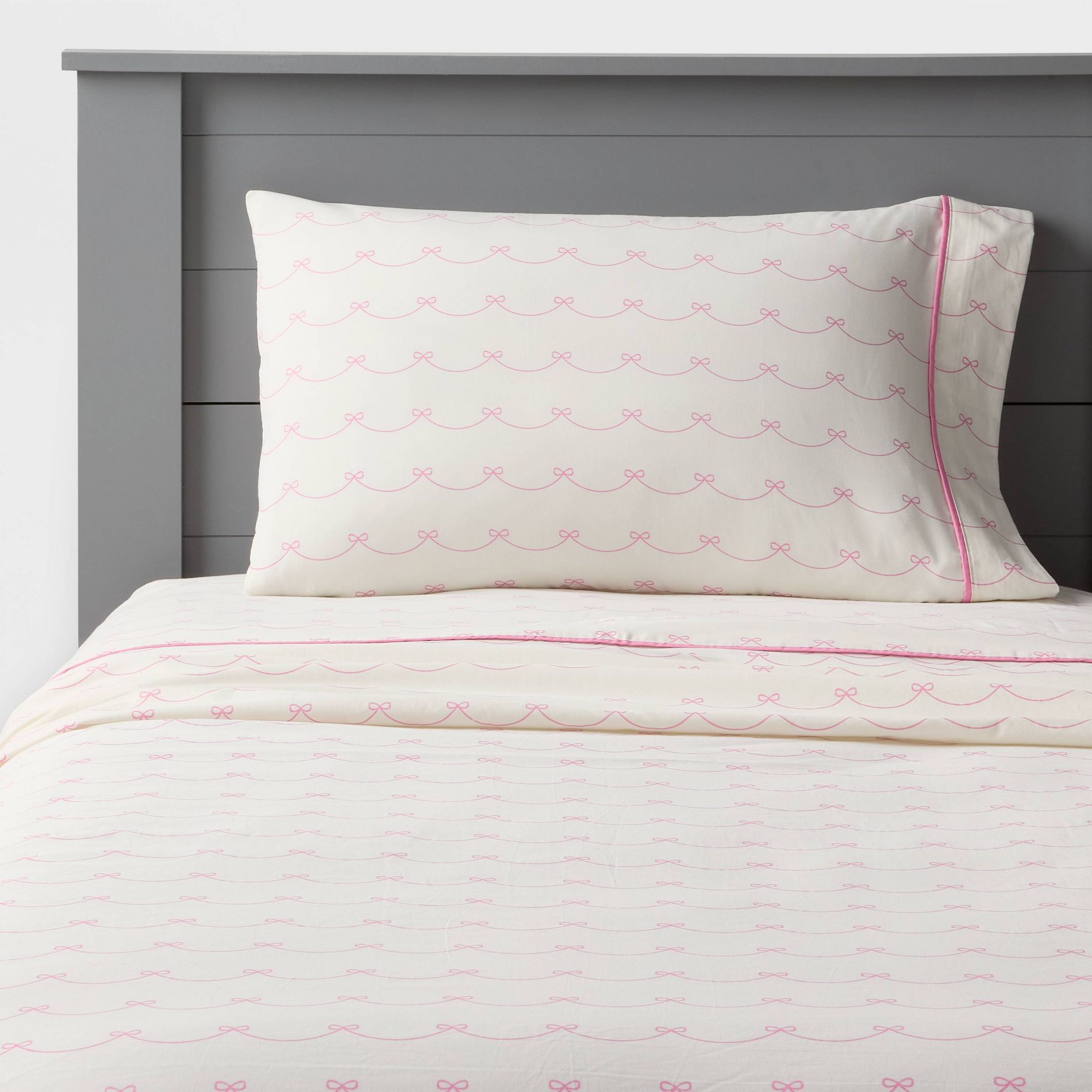 Pretty Bow Kids' Cotton Sheet Set - Pillowfort™