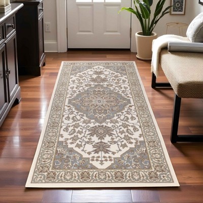 Green Floral Medallion Synthetic Runner Rug, 2'7" x 6'