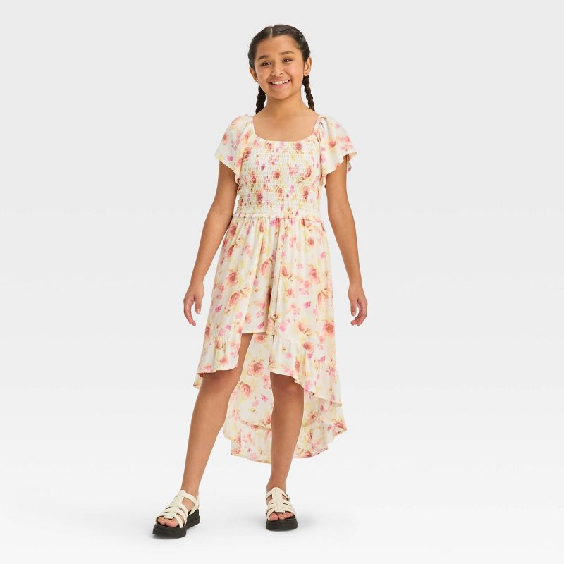 Girls' Smocked Bodice Flutter Sleeve Walk Through Dress - art class™, 1 of 5