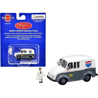 1950's Divco Delivery Truck Gray & White "Melville Dairy Foods" w/Milkman Figurine & Carrier 1/87 (HO) Scale Diecast Model by American Heritage Models