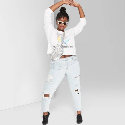 light wash distressed mom jean