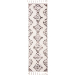 Moroccan Tassel Shag MTS652 Power Loomed Indoor Rugs - Safavieh - 1 of 4