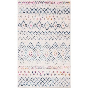 Madison 700 MAD798 Power Loomed Indoor Rug - Safavieh - 1 of 4