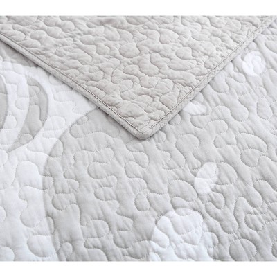 Molokai Island Inspired Reversible Cotton Full Quilt Set in Gray