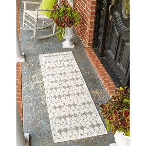 Unique Loom Outdoor Trellis Collection Area Rug - Cardak - 1 of 4