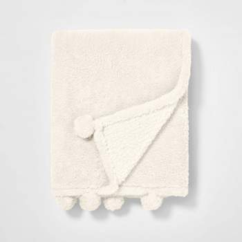 Teddy Bear Plush Kids' Throw - Pillowfort™