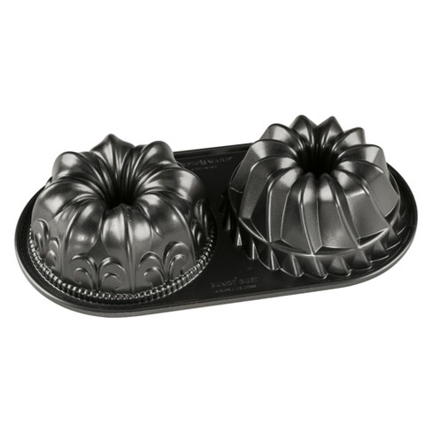 Fleur de Lis Bundt Cake Pan