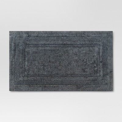dark grey bath mat