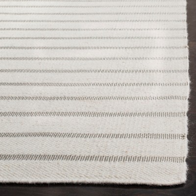 White 3' x 5' Handmade Flatweave Wool Area Rug