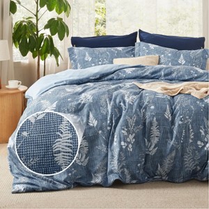 3 Pieces Reversible Striped Duvet Cover Set with Zipper Closure Bedding Set with 8 Corner Ties - 1 of 4