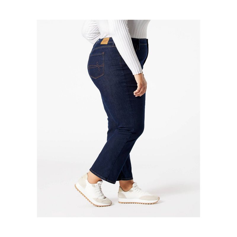 DENIZEN® from Levi's® Women's Ultra-High Rise Sculpting Cropped Flare Jeans, 2 of 6