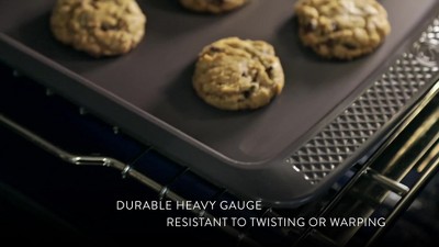 Saveur Selects Non-stick Warp-resistant Carbon Steel 9 Springform Pan :  Target