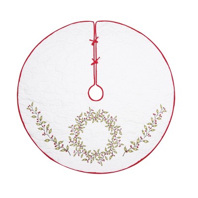 C&F Home Berry Garland Embroidered Christmas Tree Skirt