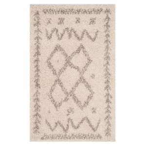 Ivory/Gray Geometric Loomed Accent Rug 3