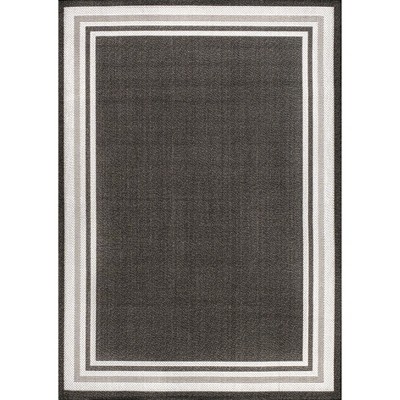 Modern Stripe 4' x 6' Black and Gray Synthetic Indoor/Outdoor Rug