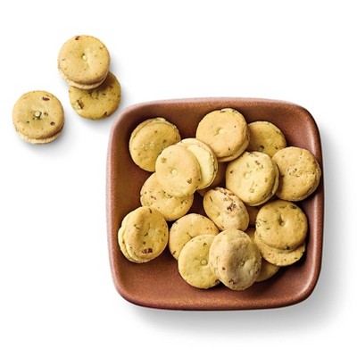 Mini Shallot & Chive Bagel Sandwich Crackers - 7.05oz - Good & Gather™