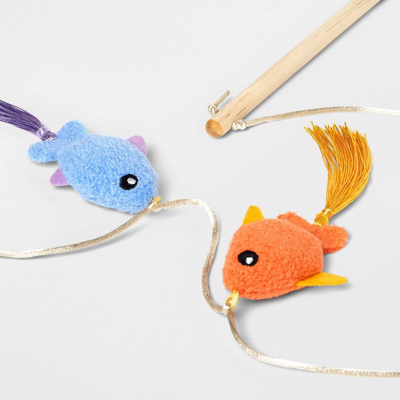 Fish Trio Wand Cat Toy - Boots &#38; Barkley&#8482;, 3 of 4
