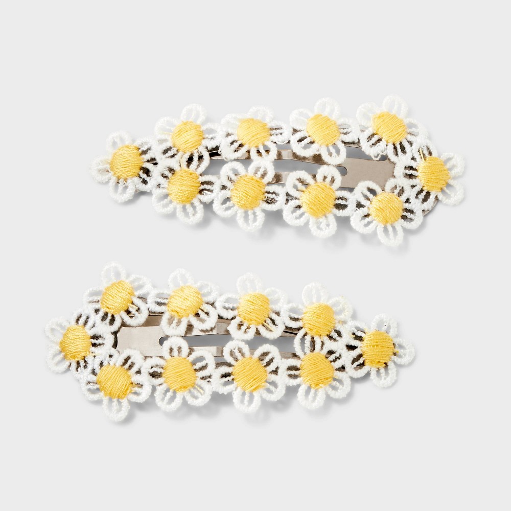 Daisy Salon Hair Clip Set 2pc - Wild Fable™ White/Yellow