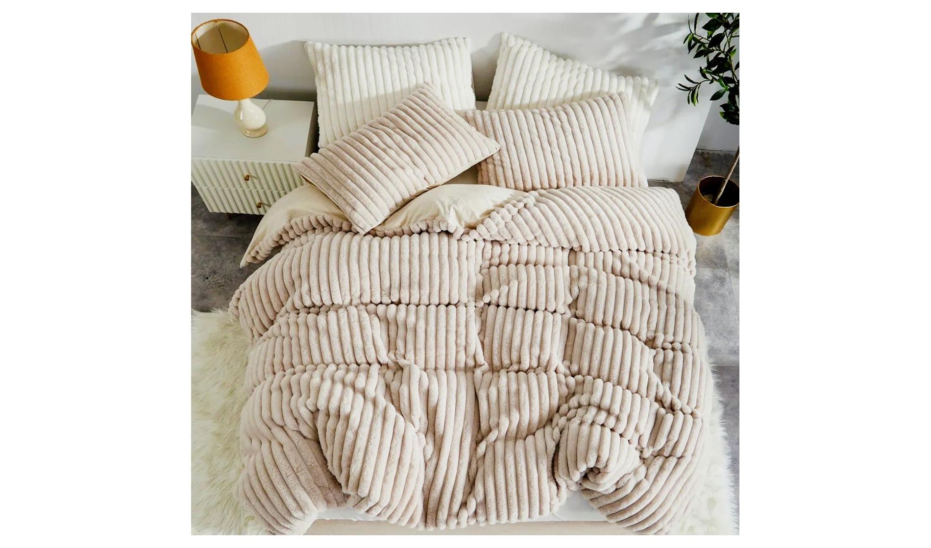 Evo Bytes 3 Pieces Fluffy Striped Duvet Cover Set Super Soft Faux Fur Winter Warm Fuzzy Fleece Bedding Set-King Duvet Cover + 2 King Pillowcases-Beige