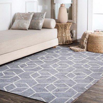 Modern Geometric Light Gray & White 8' x 10' Synthetic Area Rug