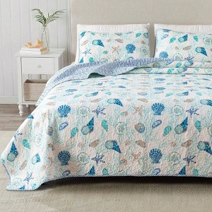 Collection Queen Coastal Quilt Set, Summer Beach 3 - Piece Reversible Bedspread with Shams. Lightweight Nautical Quilted Coverlet. Coral. - 1 of 4