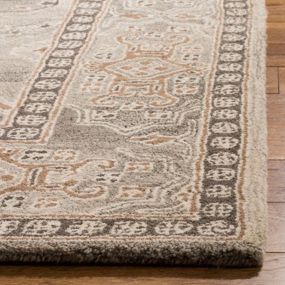 Light Gray 4' x 6' Hand-Tufted Wool Area Rug