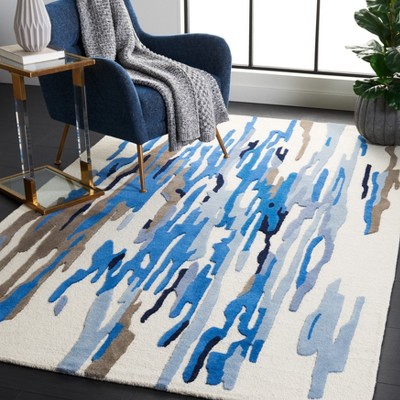 Ivory and Blue Hand-Tufted Wool Rectangular Area Rug