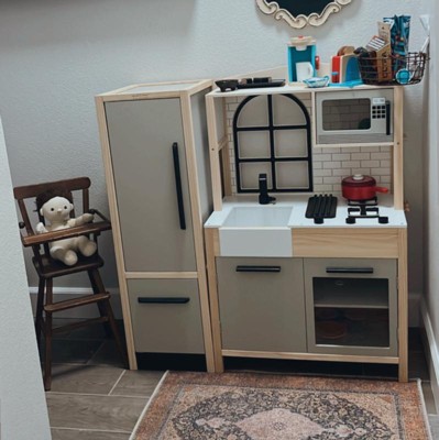 Hearth and hand sales magnolia play kitchen