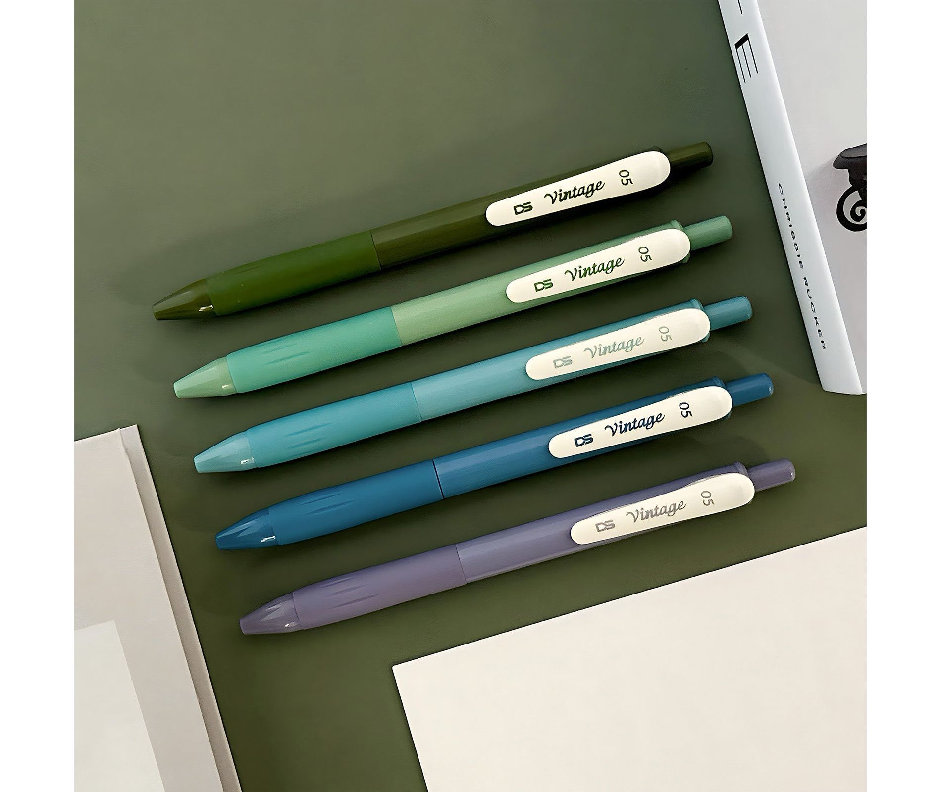 Wrapables Multi-Color Retractable Gel Pen Set (5 pack), 0.5mm Fine Point, for Writing, Journaling, Drawing, Home and Office, Cool Artic