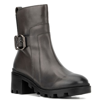Vintage Foundry Co. Women's Guilia Bootie