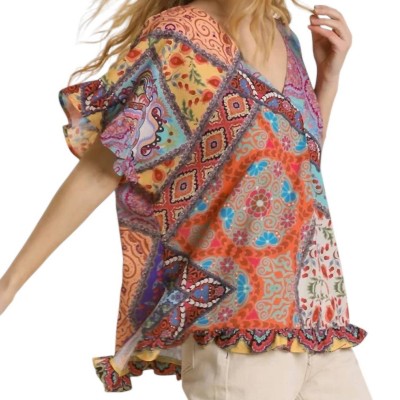 Women's Mixed Print V-neck Top - umgee