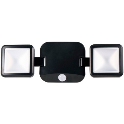 Energizer 600 Lumens Outdoor LED Motion Sensing Dual Head Security Outdoor Wall Light Black