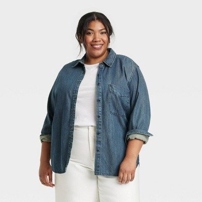 Women's Relaxed Fit Denim Button-Down Shirt - Universal Thread™