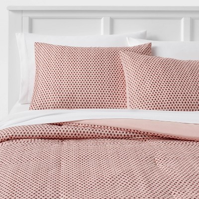 7pc King Strawberry Print Reversible Microfiber Comforter & Sheet Set Light Pink - Room Essentials™