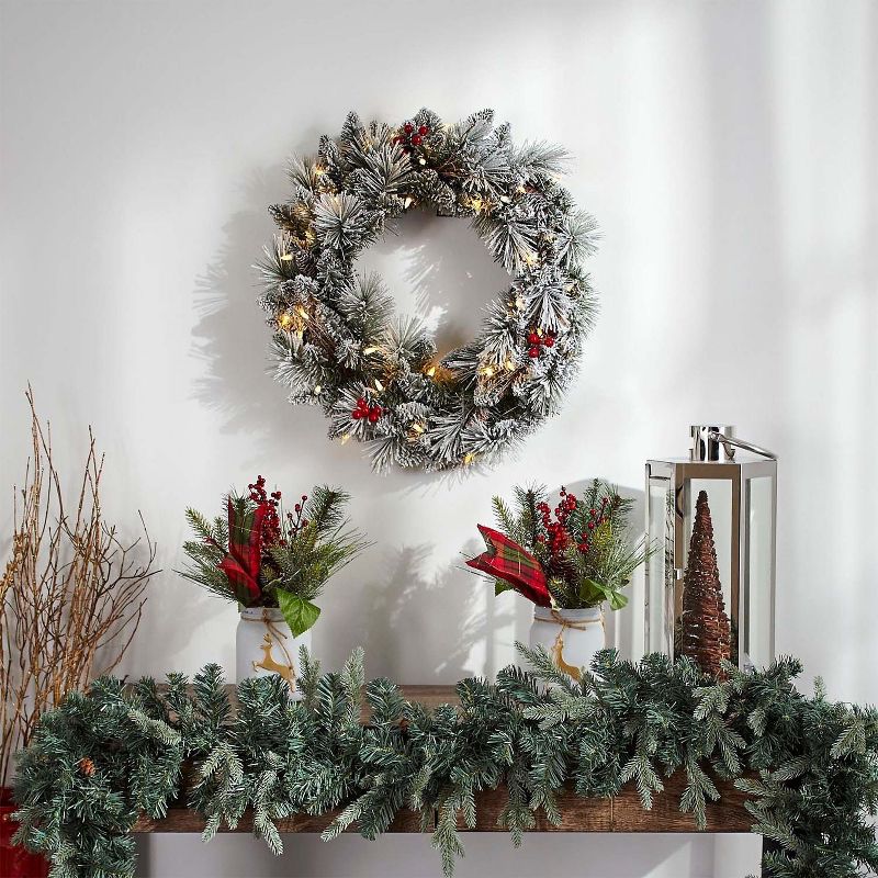 NOMA Pre-Lit Battery Operated Artificial Christmas Wreath, 5 of 6