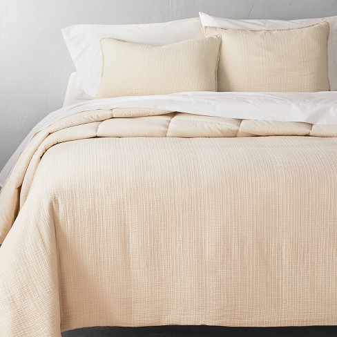 Shop Premium Cushion Fillers and Cotton Comforters Online