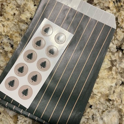 Guest review image 2 of 3, zoom in