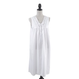 Saro Lifestyle Long Nightgown With Embroidered Design - 1 of 4