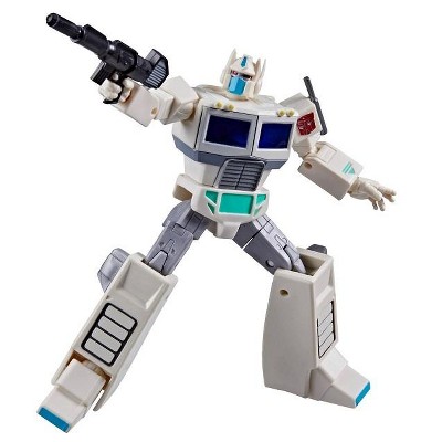 Transformers siege store ultra magnus target