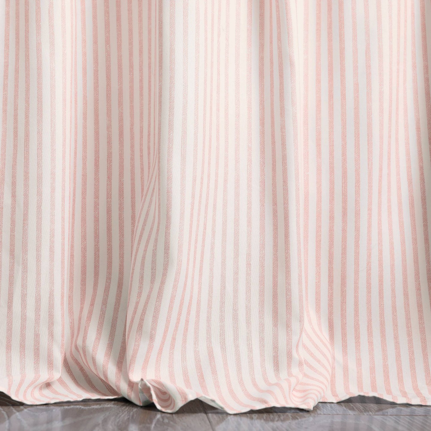 Комплект с покрывалом Lush Decor Queen 3pc Ticking Stripe Bedspread Set Blush - Lush Décor: Lightweight Shabby Chic Bedding with Ruffles, Includes 2 Shams, цвет: Полосатый — фото 5