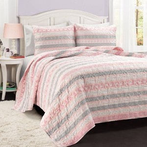 Cottage Core Sara Lily Reversible Quilt Set Pink - Lush Décor - 1 of 4