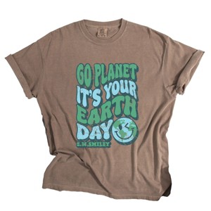Simply Sage Market S.W.Smiley Go Planet It's Your Earth Day Garment Dyed Tee - 1 of 4