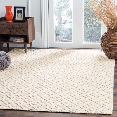 Ivory Hand-Knotted Wool and Cotton Area Rug, 4' x 6'