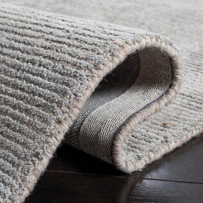 Hand-Loomed Gray Wool & Viscose 4' x 6' Tufted Rectangular Rug