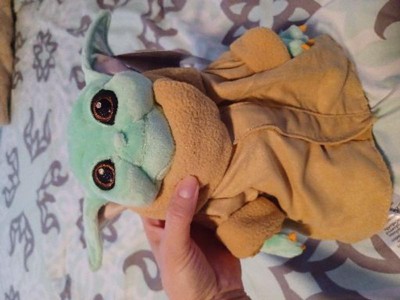 Peluche Yoda Mandalorian Star Wars con calamita Disney Store